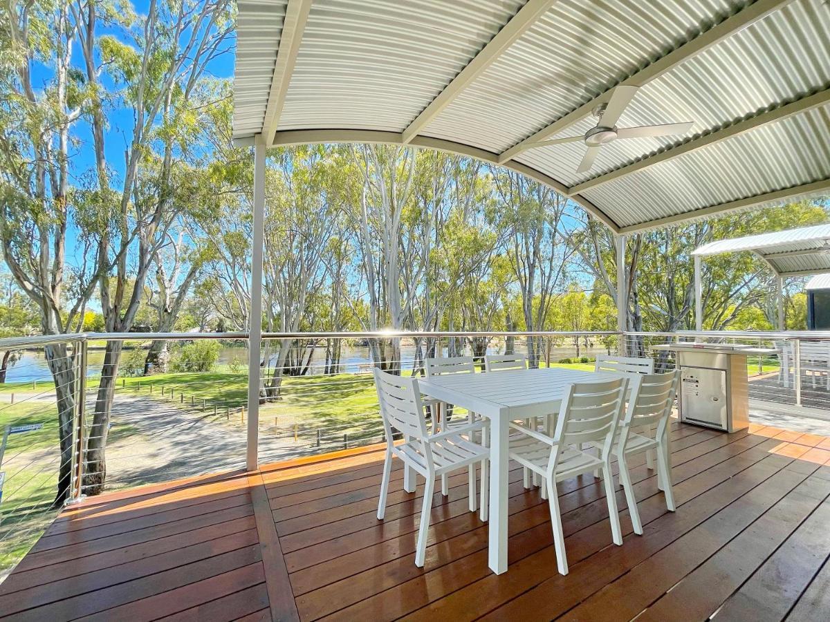 Big4 Deniliquin Holiday Park Екстер'єр фото