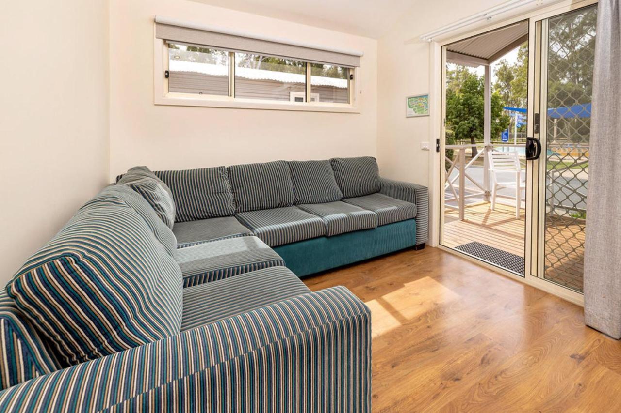 Big4 Deniliquin Holiday Park Екстер'єр фото