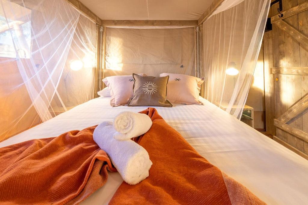 Big4 Deniliquin Holiday Park Екстер'єр фото